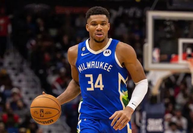 防守的球员 防守的球员