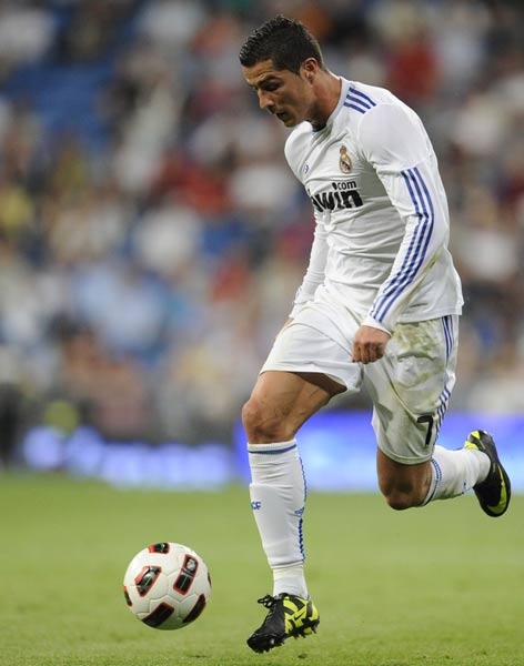 出现肢体接 出现肢体接