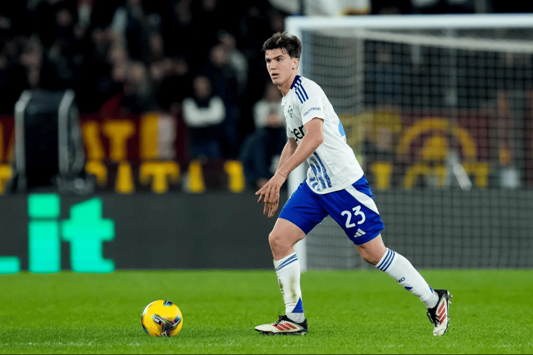 友形成包夹 友形成包夹