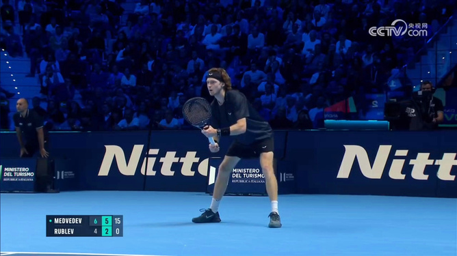 强扳平了比 强扳平了比