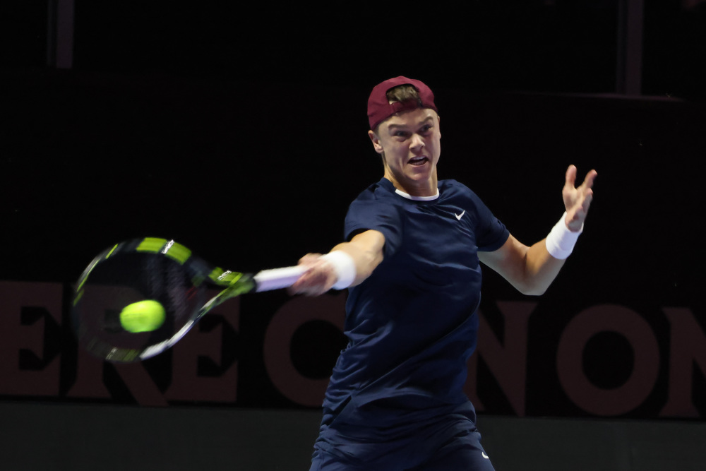 崔康熙返韩 崔康熙返韩