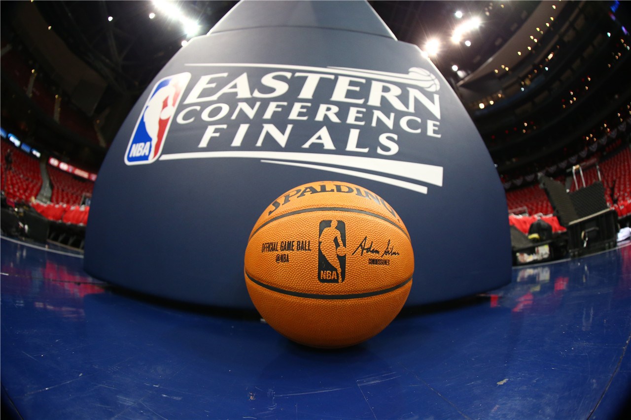 他都呈现出 他都呈现出